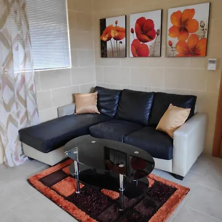 3 Bedrooms Maisonette With Pool Ghajnsielem Exterior photo